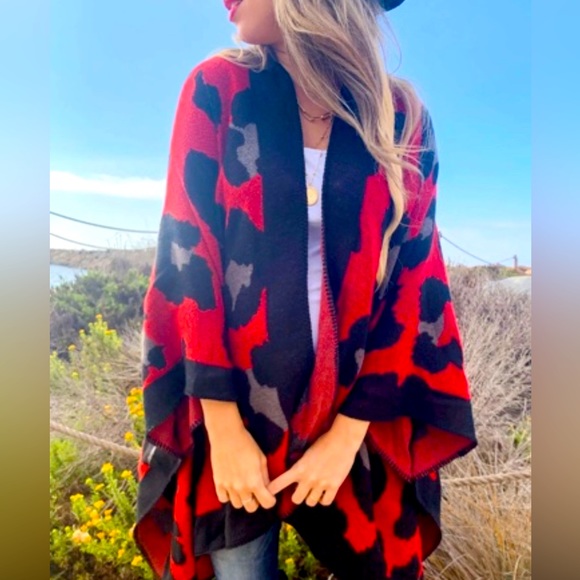 Red Leopard Printed Knitted Cozy Cardigan - Picture 2 of 4